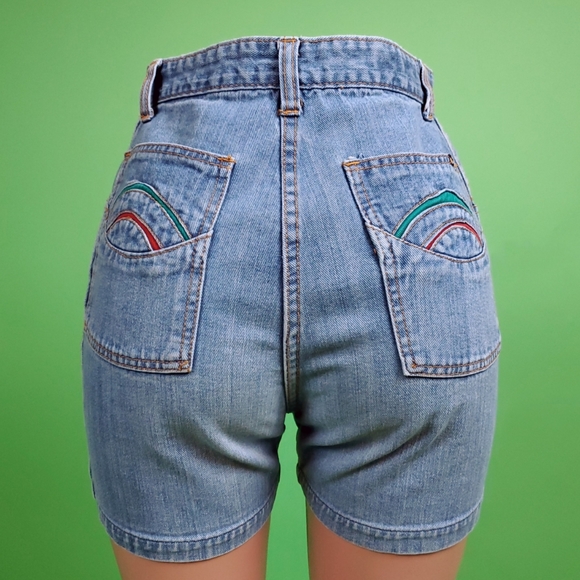 Vintage 70s/80s jean shorts - Picture 6 of 16